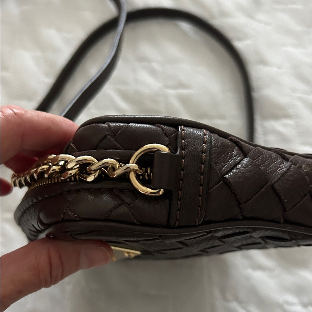 Michael Kors Dark Brown Woven Crossbody Bag - Picture 4 of 10
